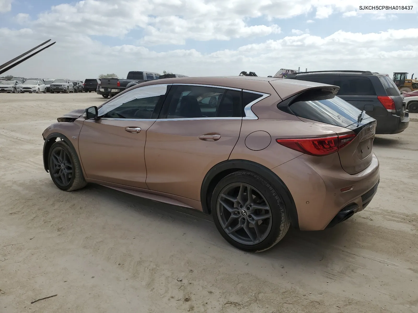 SJKCH5CP8HA018437 2017 Infiniti Qx30 Base