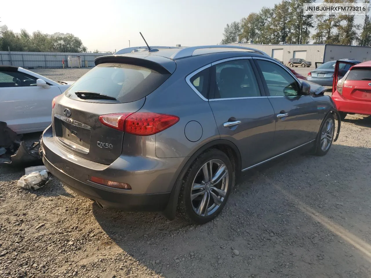 JN1BJ0HRXFM773216 2015 Infiniti Qx50