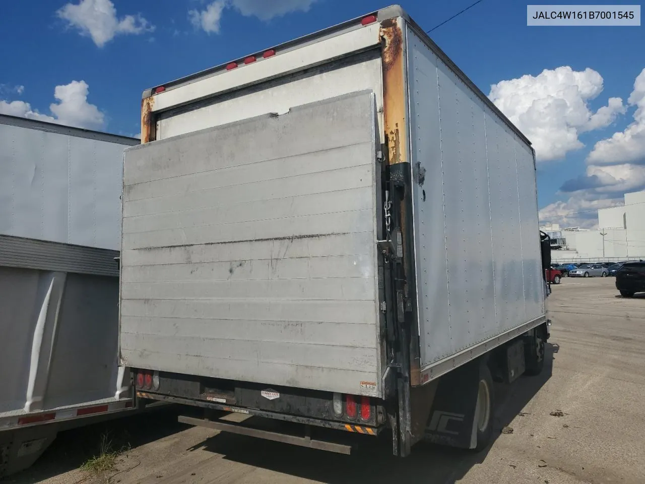 2011 Isuzu Npr VIN: JALC4W161B7001545 Lot: 69015374