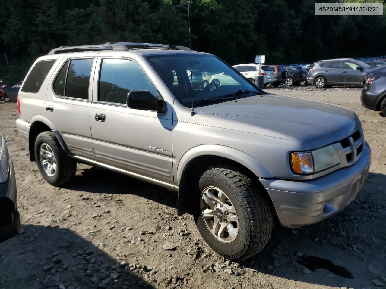 4S2DM58Y944304721 2004 Isuzu Rodeo S