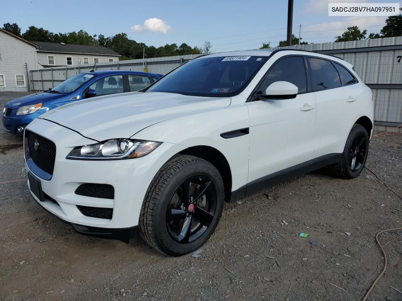 SADCJ2BV7HA097951 2017 Jaguar F-Pace Premium