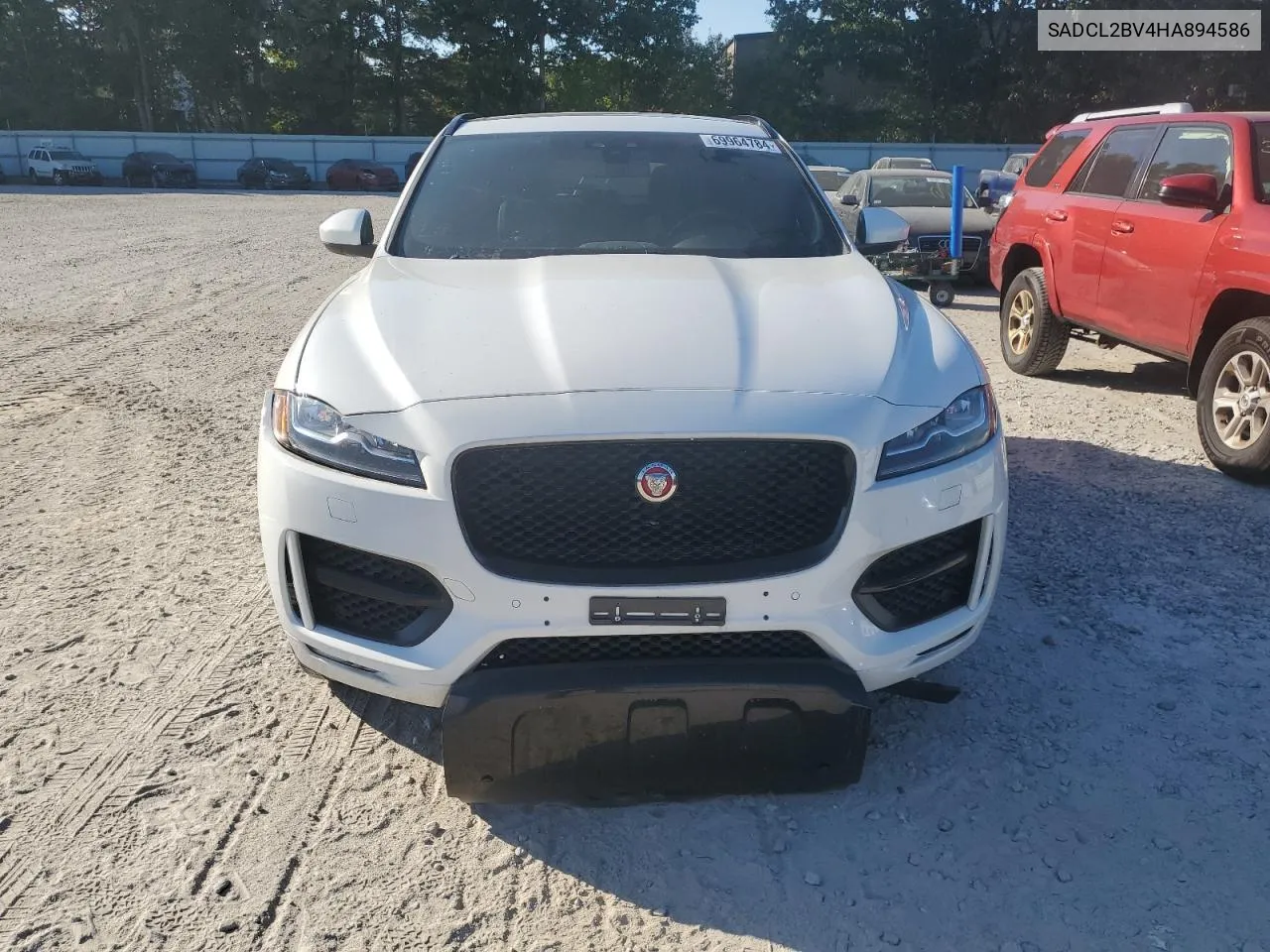 SADCL2BV4HA894586 2017 Jaguar F-Pace R - Sport