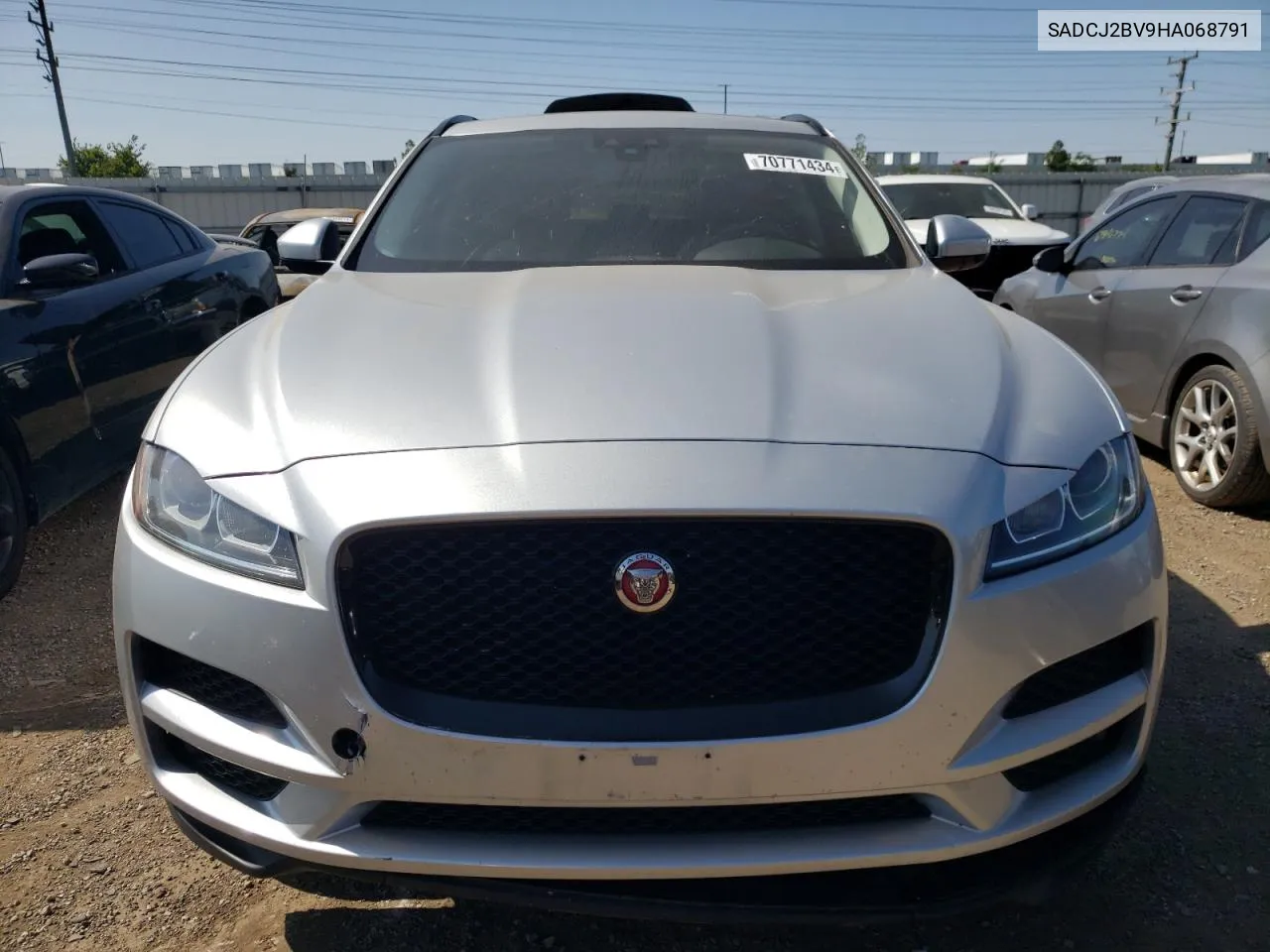 SADCJ2BV9HA068791 2017 Jaguar F-Pace Premium