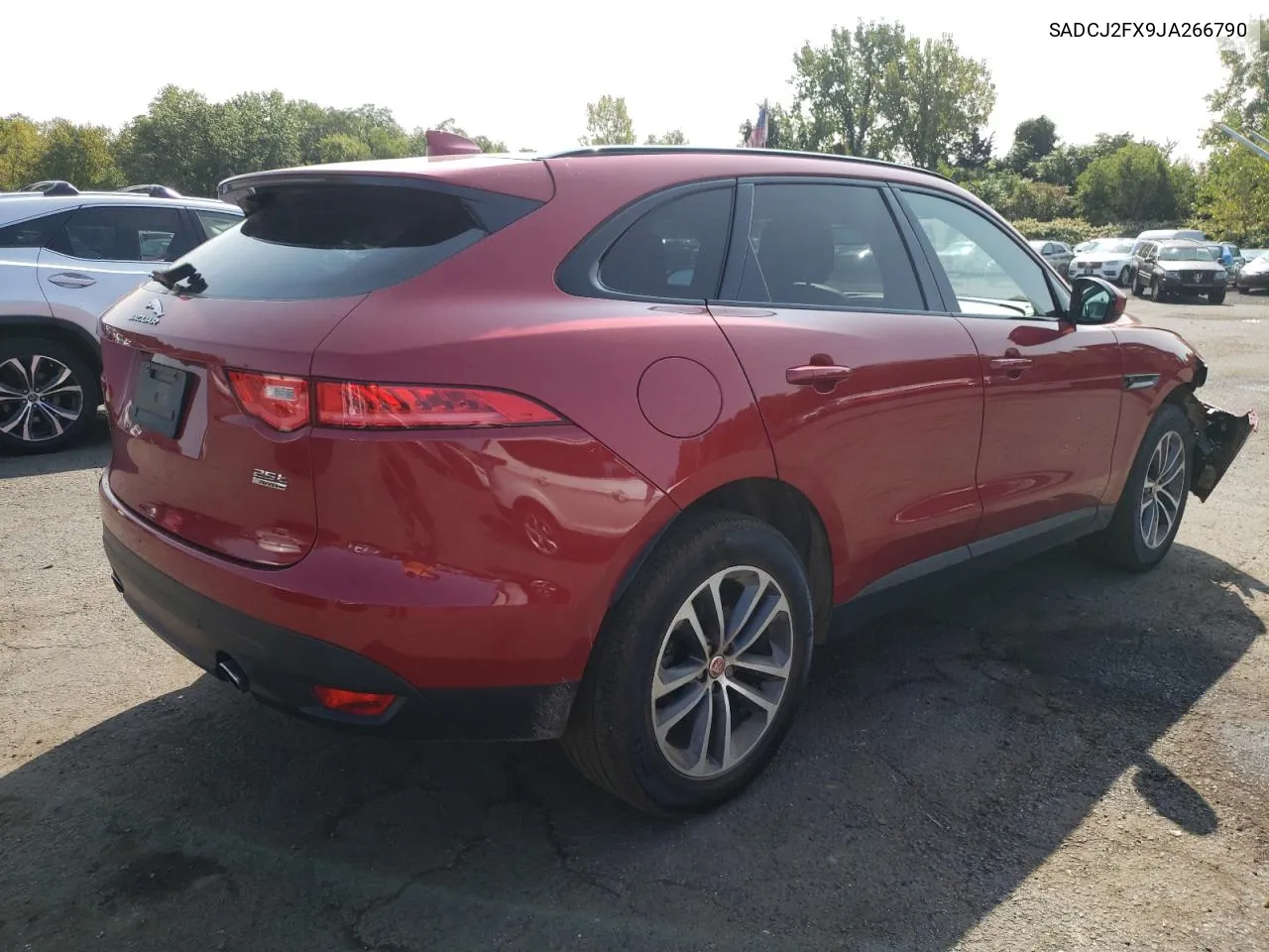 SADCJ2FX9JA266790 2018 Jaguar F-Pace Premium