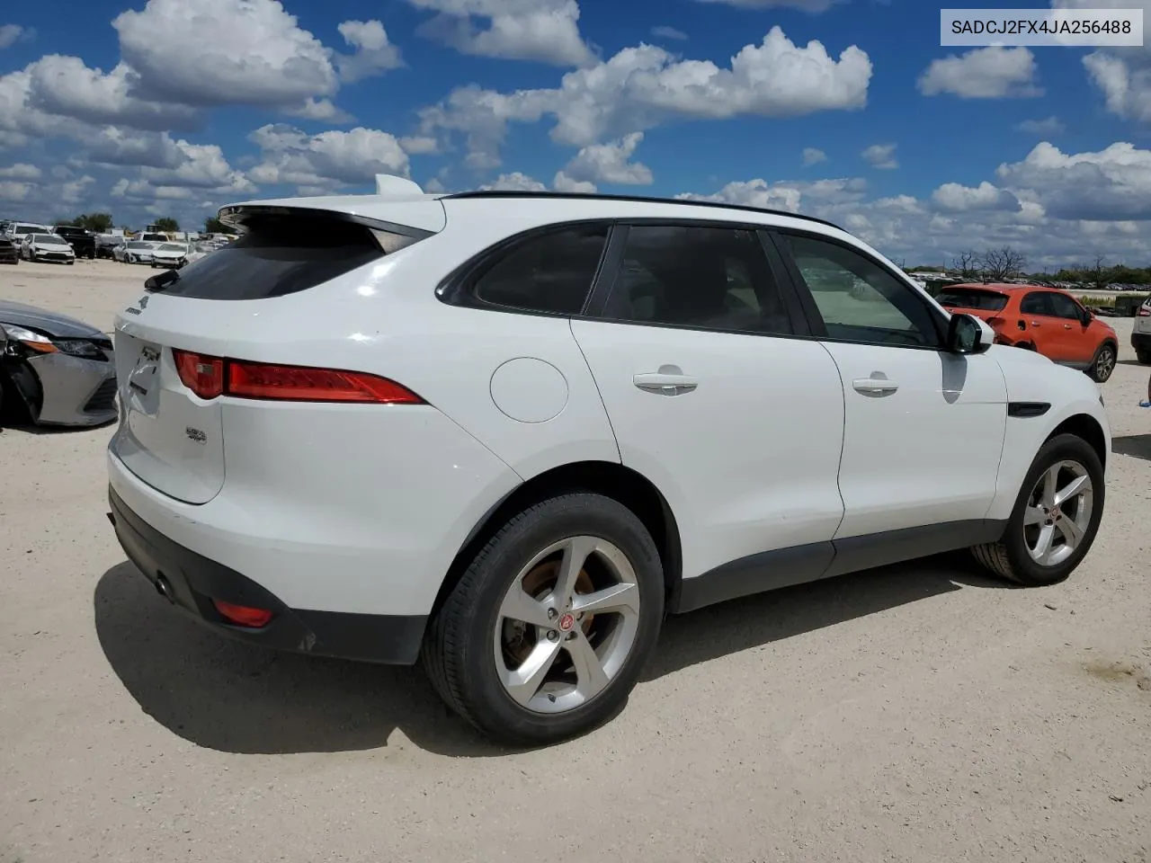 SADCJ2FX4JA256488 2018 Jaguar F-Pace Premium