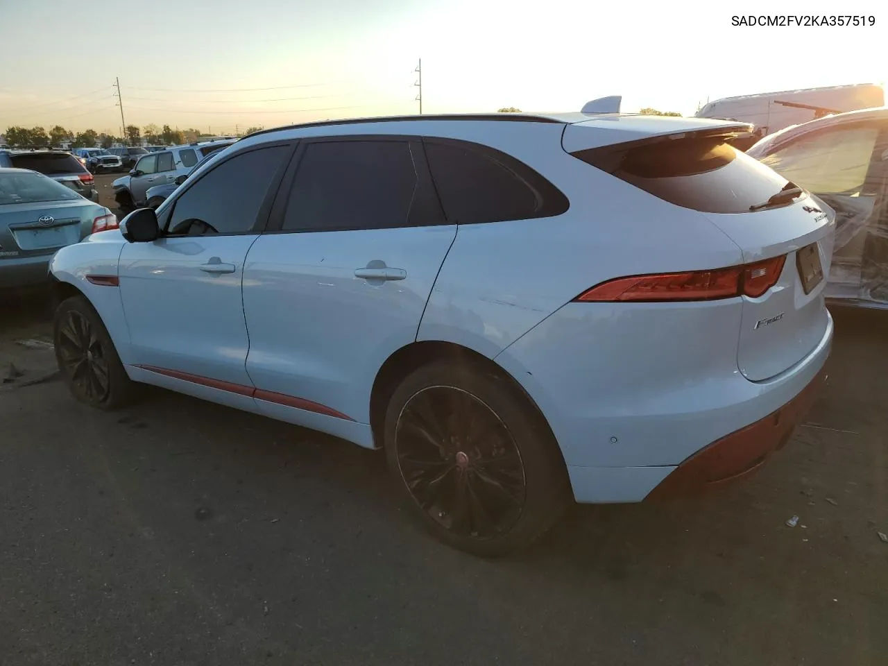 SADCM2FV2KA357519 2019 Jaguar F-Pace S