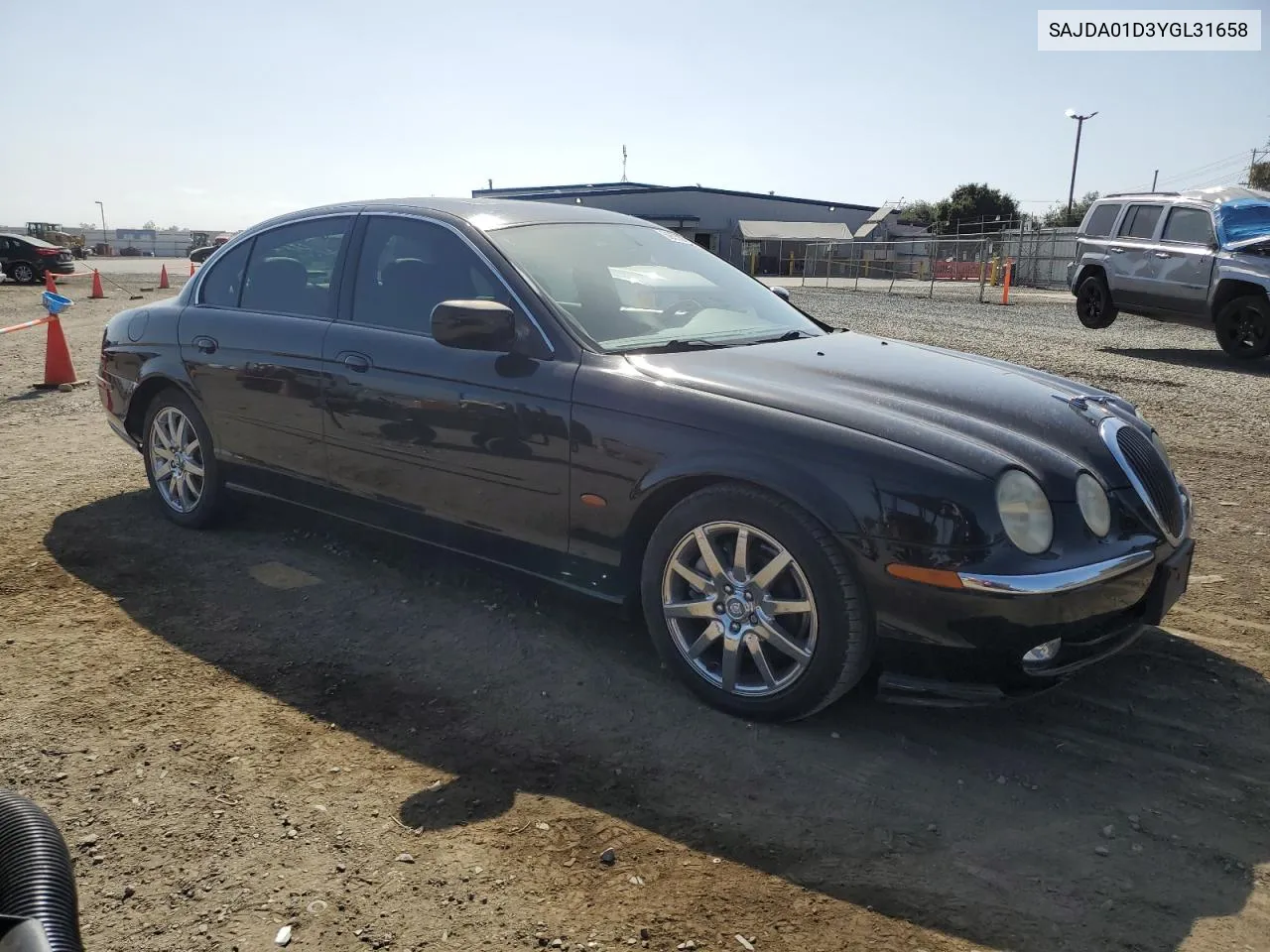 2000 Jaguar S-Type VIN: SAJDA01D3YGL31658 Lot: 59550814