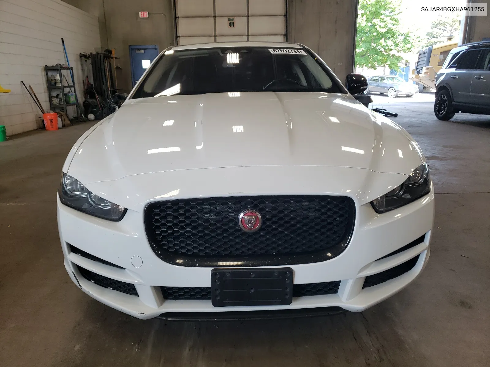 SAJAR4BGXHA961255 2017 Jaguar Xe