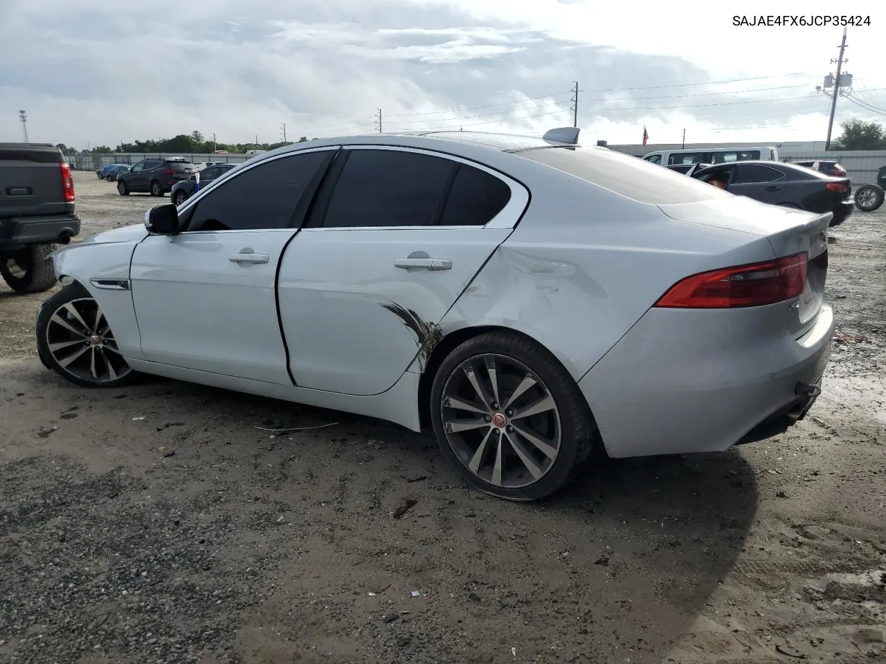 SAJAE4FX6JCP35424 2018 Jaguar Xe Prestige