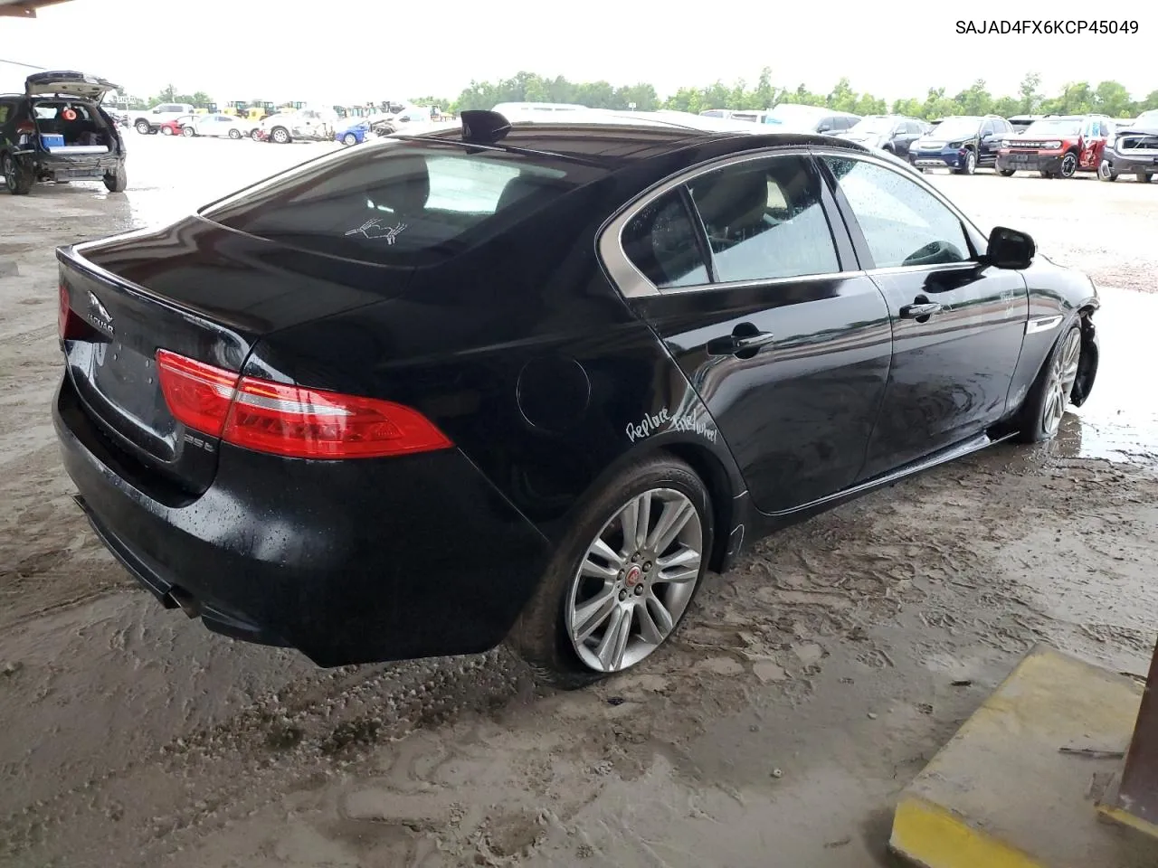 SAJAD4FX6KCP45049 2019 Jaguar Xe Premium