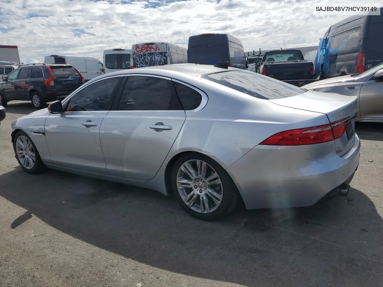 SAJBD4BV7HCY39149 2017 Jaguar Xf Premium