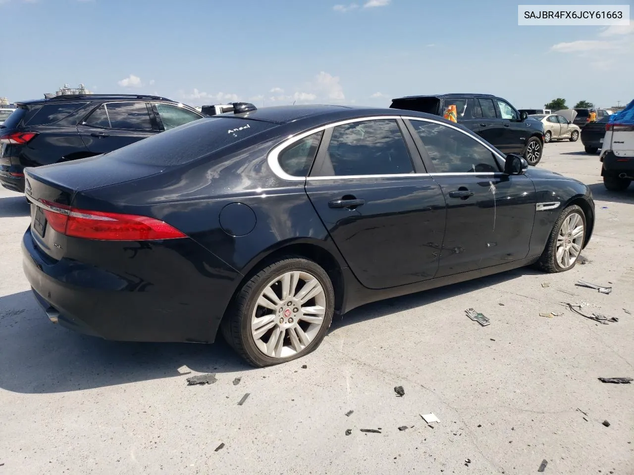 SAJBR4FX6JCY61663 2018 Jaguar Xf