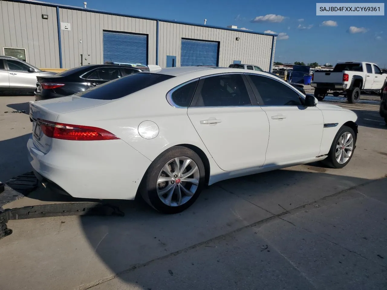 SAJBD4FXXJCY69361 2018 Jaguar Xf Premium