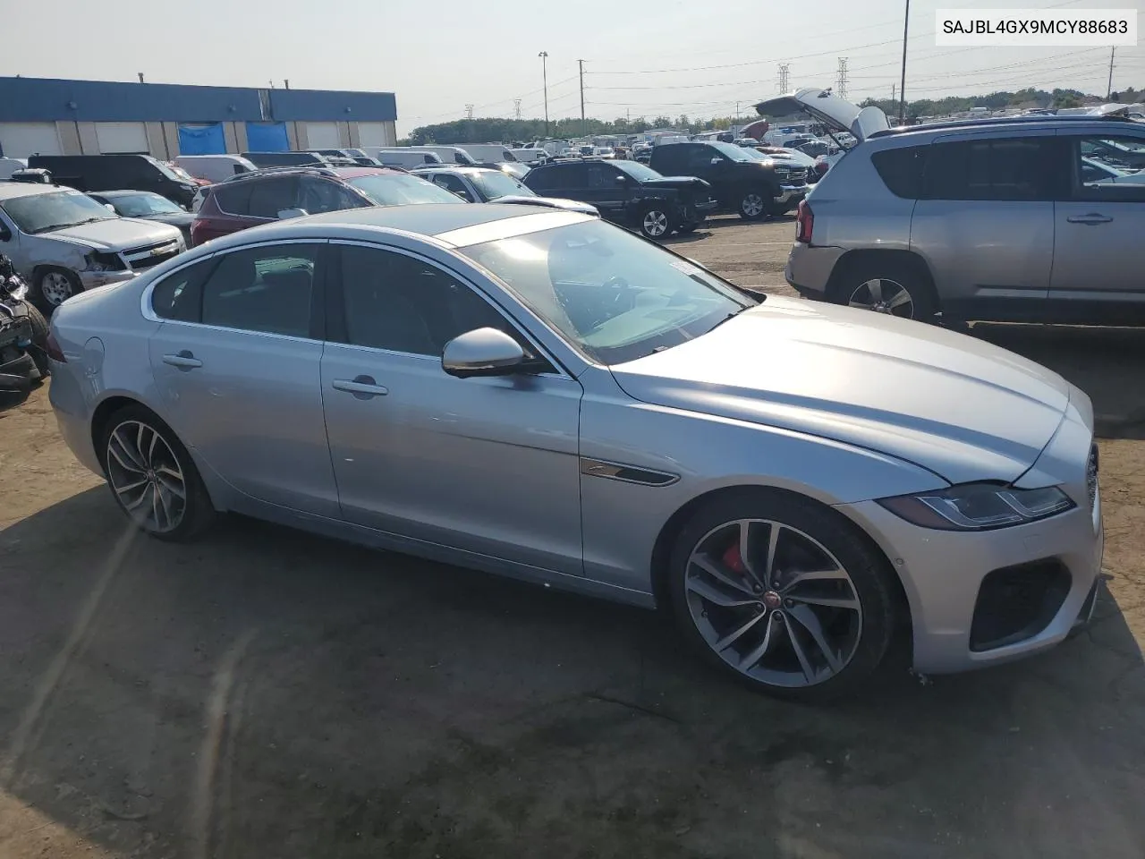 SAJBL4GX9MCY88683 2021 Jaguar Xf R-Dynamic Se