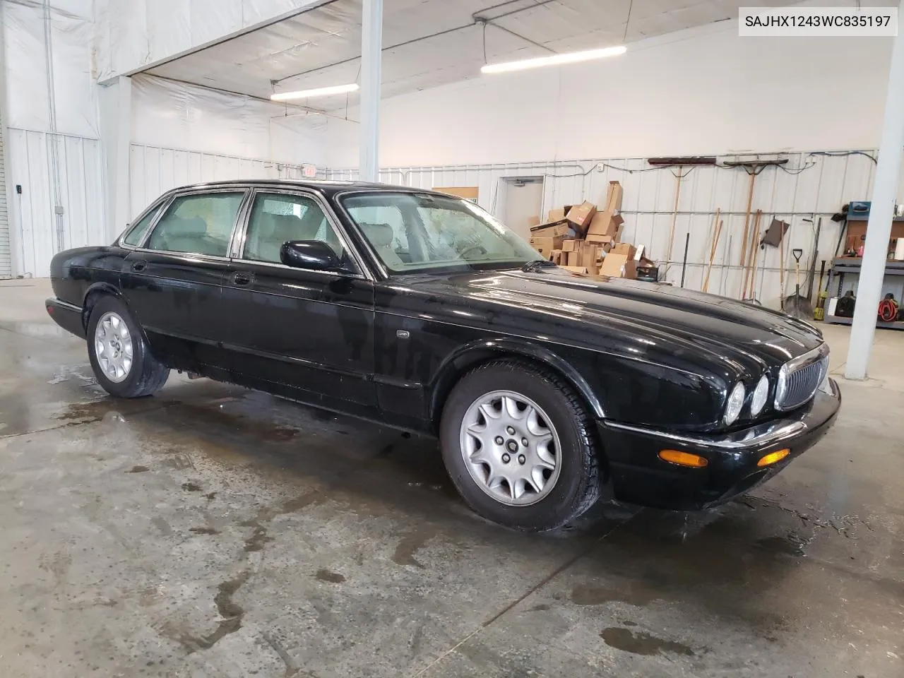 SAJHX1243WC835197 1998 Jaguar Xj8