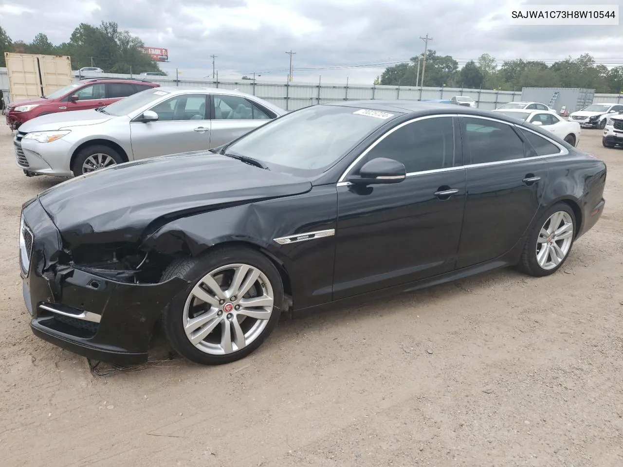 SAJWA1C73H8W10544 2017 Jaguar Xj