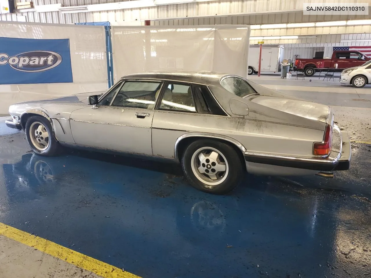 1983 Jaguar Xjs VIN: SAJNV5842DC110310 Lot: 65665944