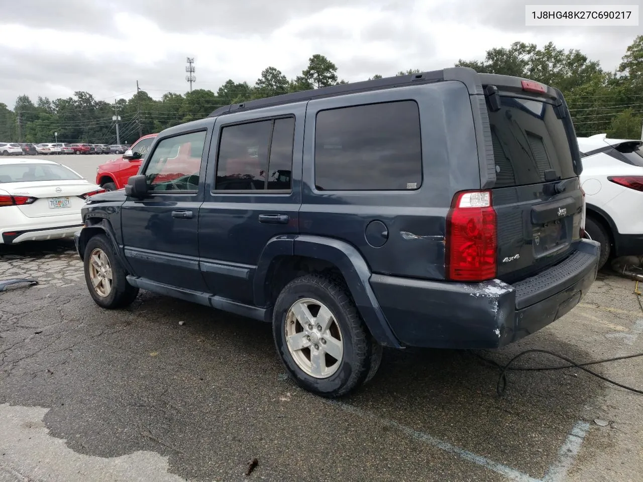 2007 Jeep Commander VIN: 1J8HG48K27C690217 Lot: 70040884