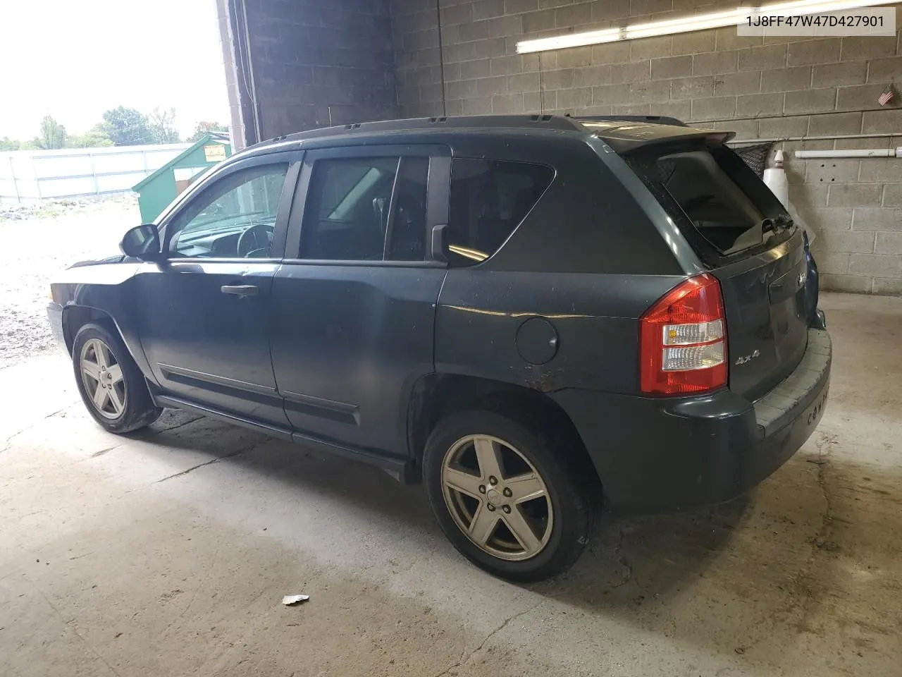 2007 Jeep Compass VIN: 1J8FF47W47D427901 Lot: 71812264