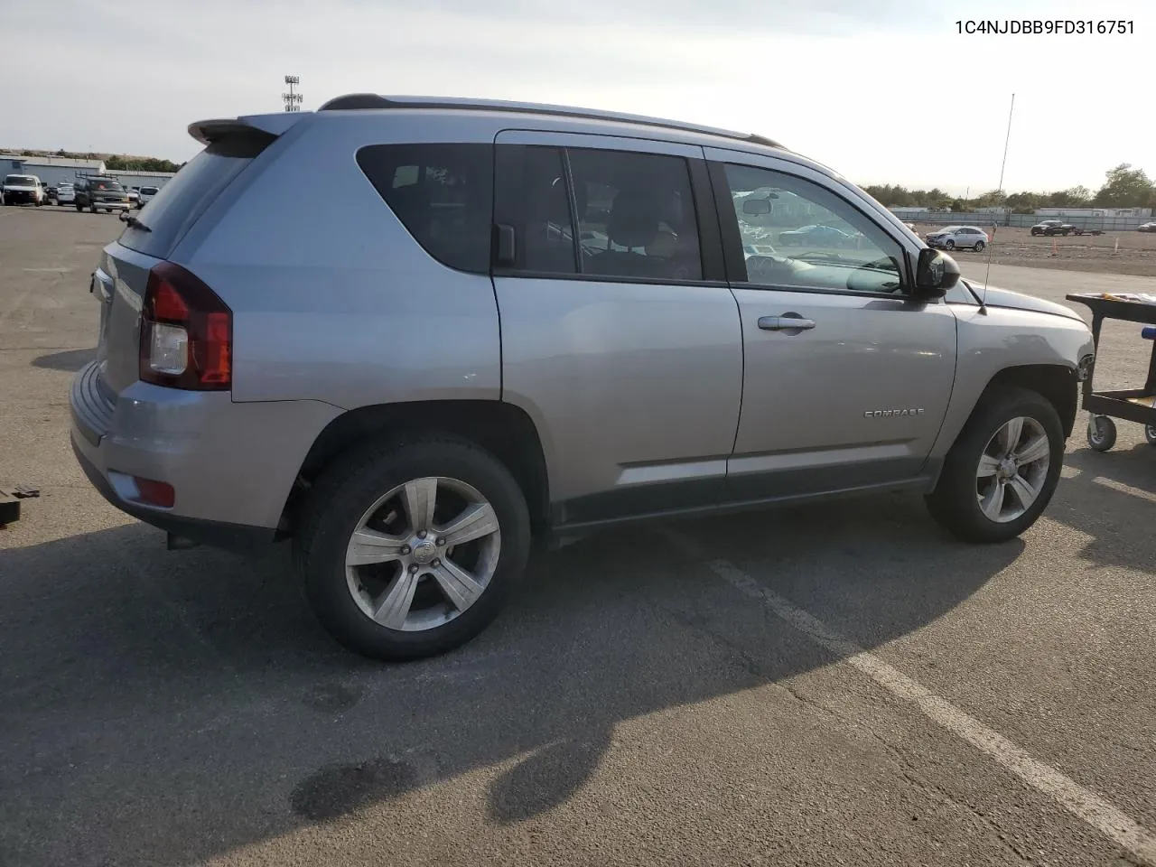 2015 Jeep Compass Sport VIN: 1C4NJDBB9FD316751 Lot: 71270164