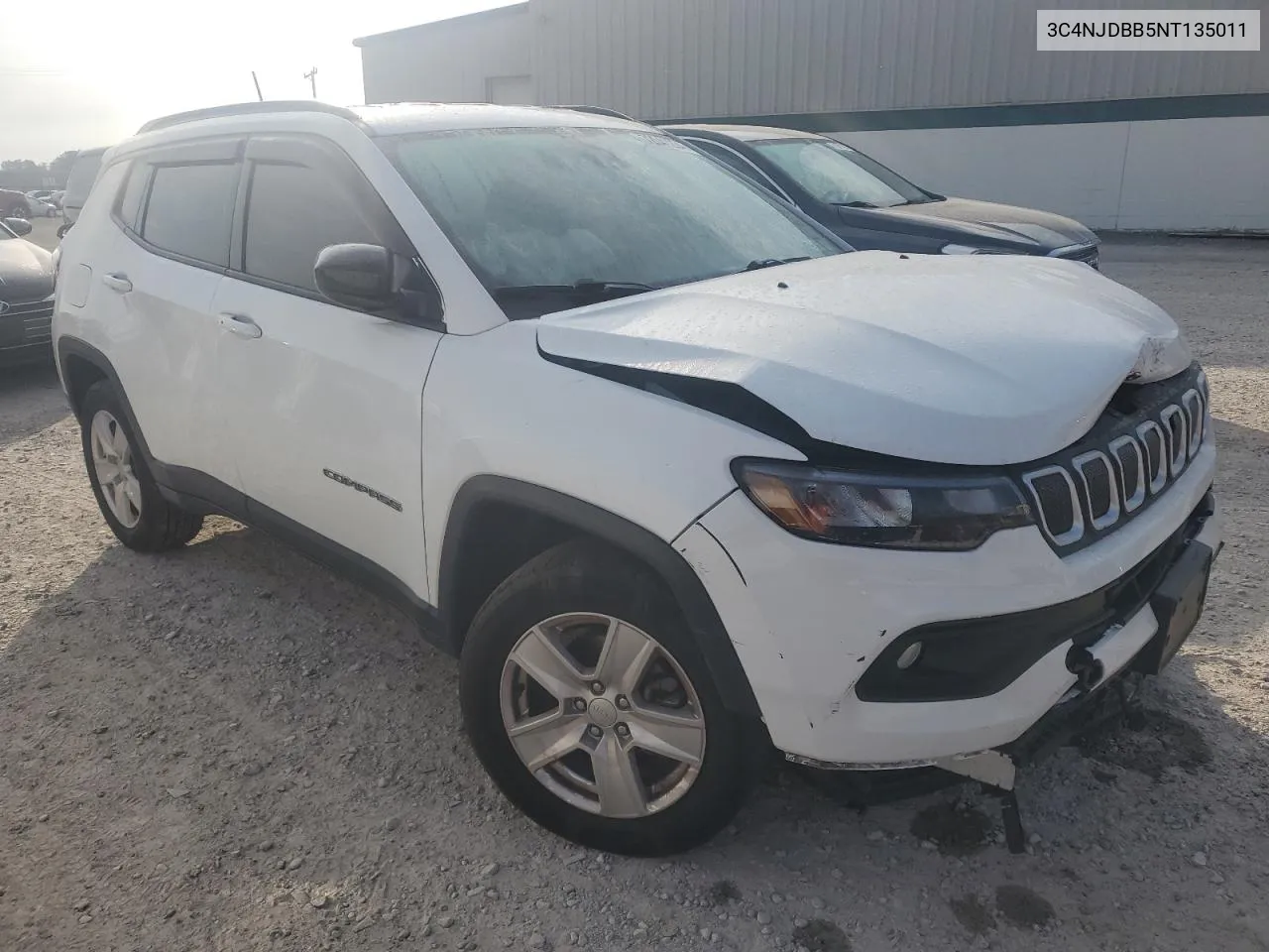 2022 Jeep Compass Latitude VIN: 3C4NJDBB5NT135011 Lot: 72041234