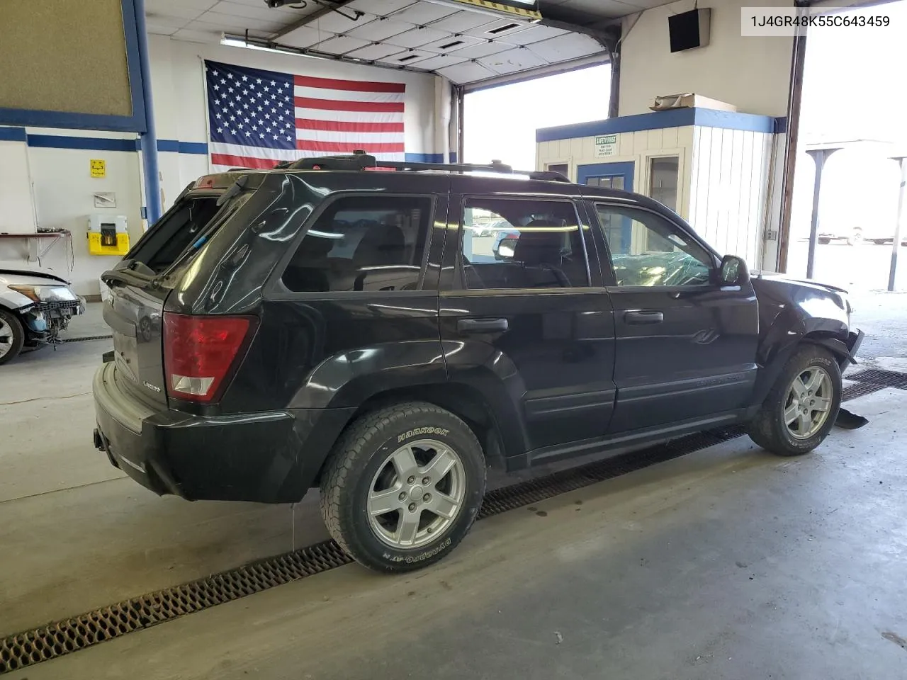 2005 Jeep Grand Cherokee Laredo VIN: 1J4GR48K55C643459 Lot: 70529864