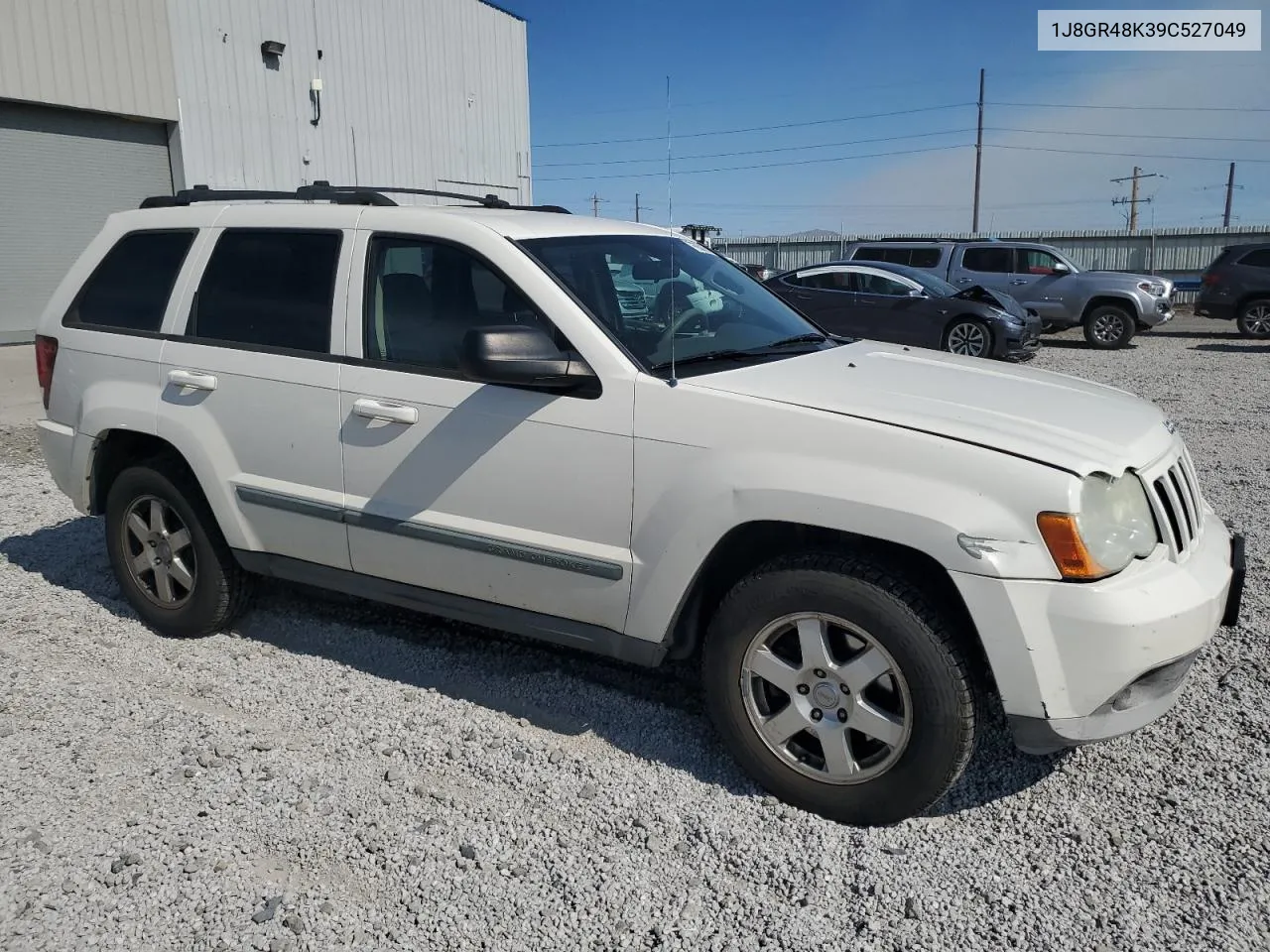 2009 Jeep Grand Cherokee Laredo VIN: 1J8GR48K39C527049 Lot: 70838164