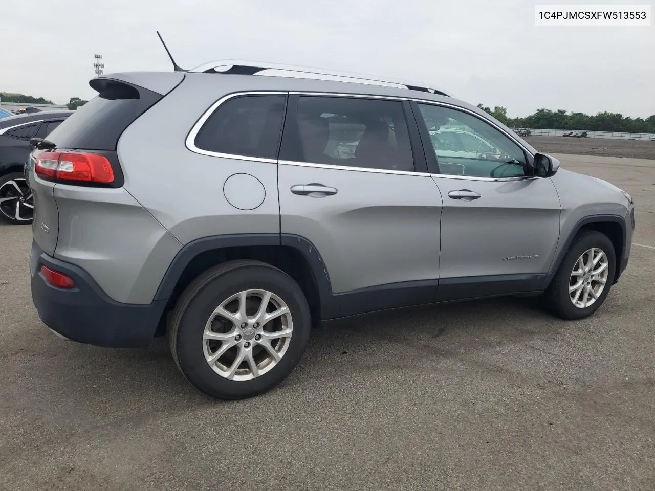 2015 Jeep Cherokee Latitude VIN: 1C4PJMCSXFW513553 Lot: 64235424