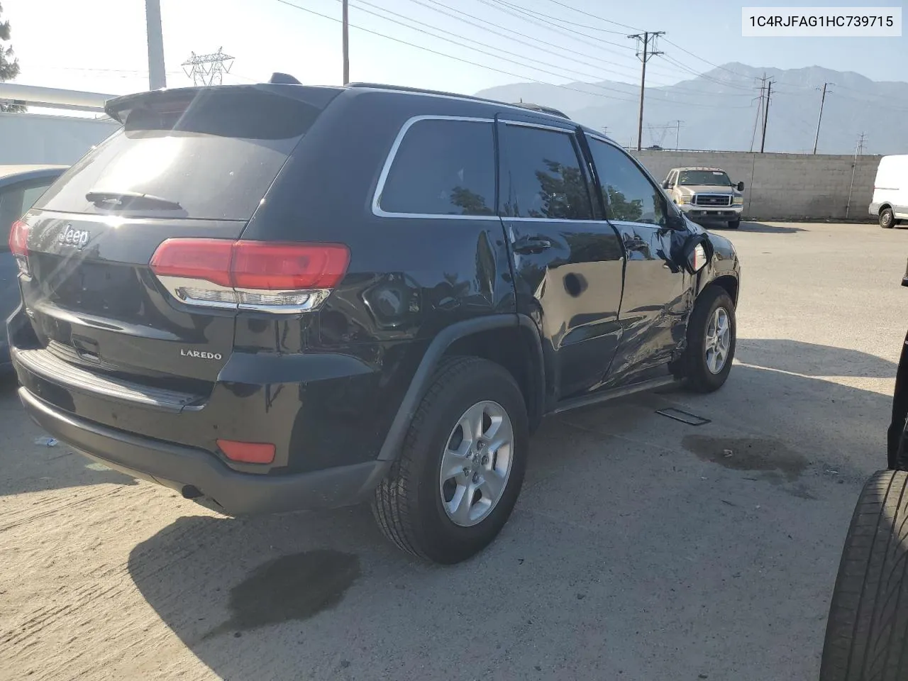 1C4RJFAG1HC739715 2017 Jeep Grand Cherokee Laredo