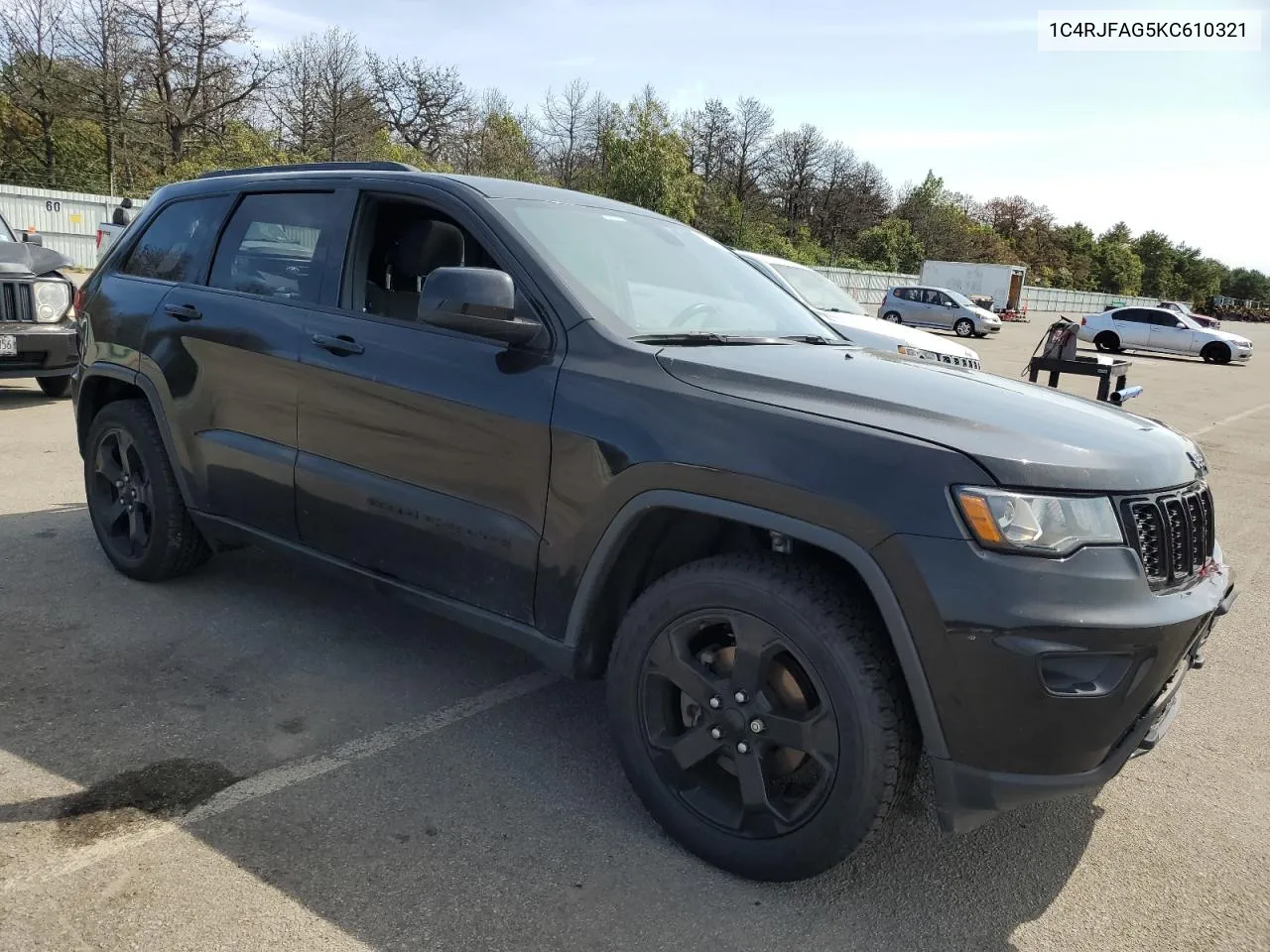 1C4RJFAG5KC610321 2019 Jeep Grand Cherokee Laredo