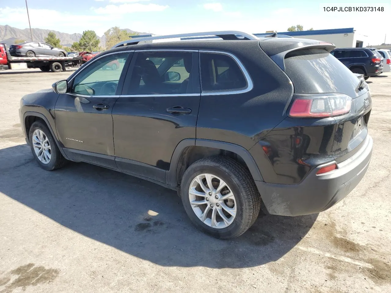 1C4PJLCB1KD373148 2019 Jeep Cherokee Latitude