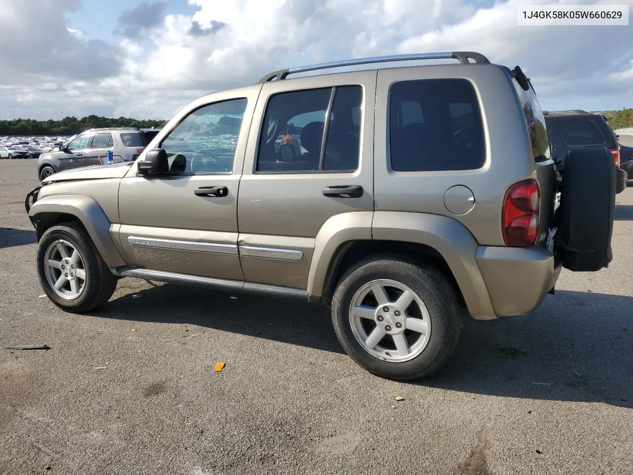 1J4GK58K05W660629 2005 Jeep Liberty Limited