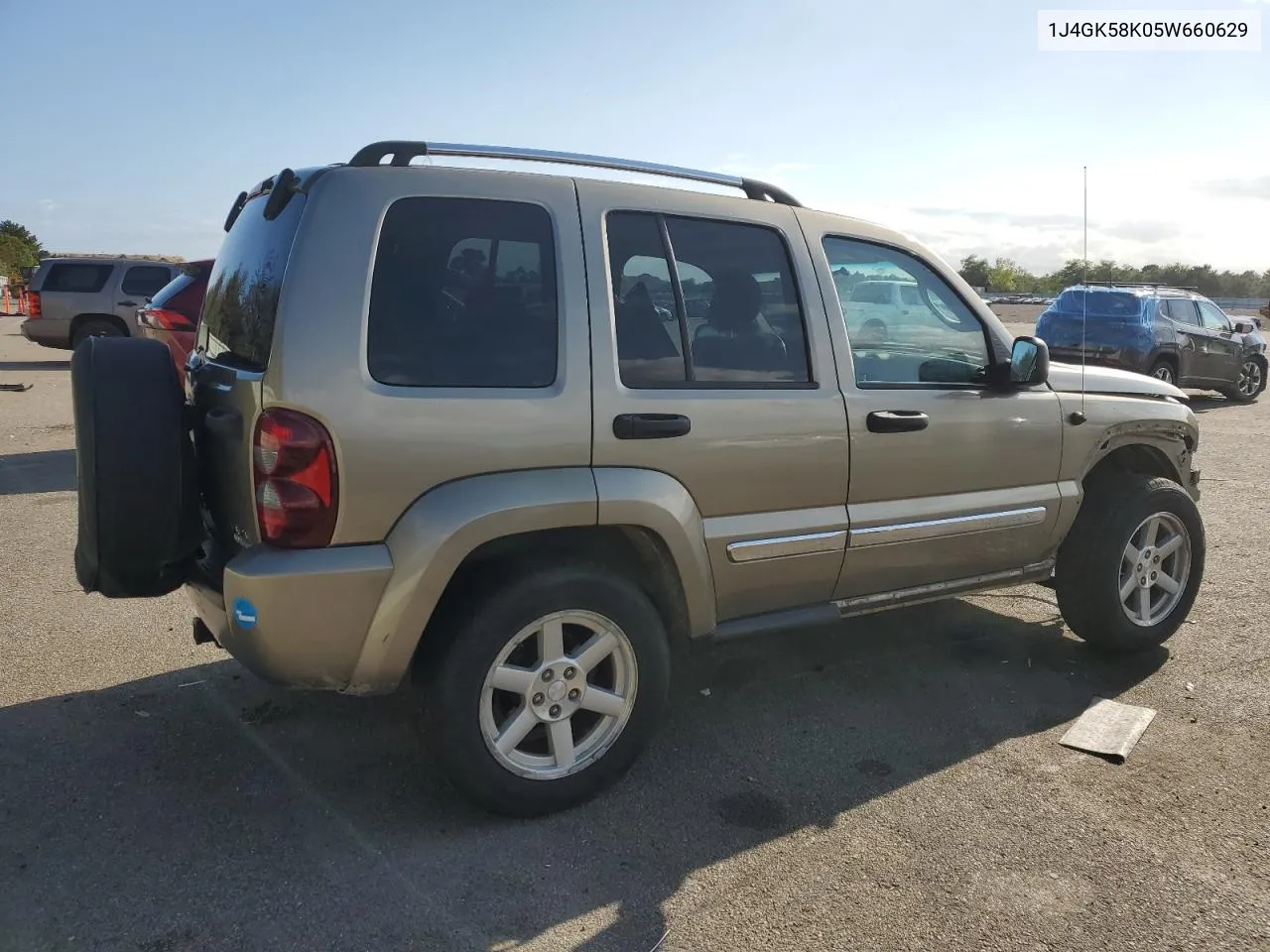 2005 Jeep Liberty Limited VIN: 1J4GK58K05W660629 Lot: 69933144