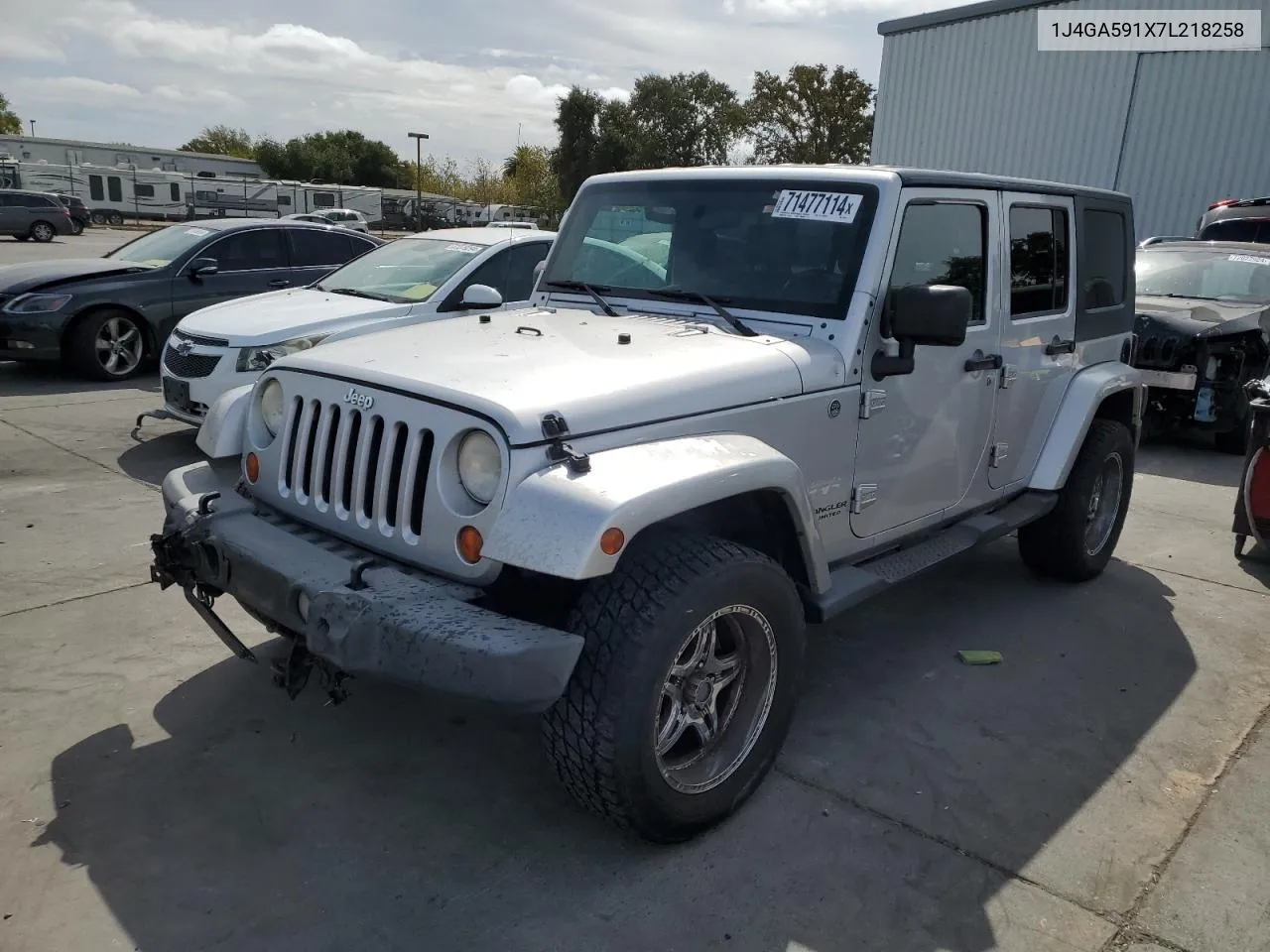 2007 Jeep Wrangler Sahara VIN: 1J4GA591X7L218258 Lot: 71477114