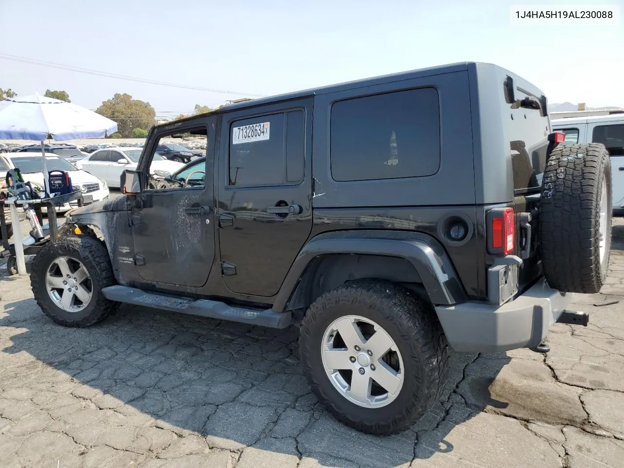 2010 Jeep Wrangler Unlimited Sahara VIN: 1J4HA5H19AL230088 Lot: 71328634