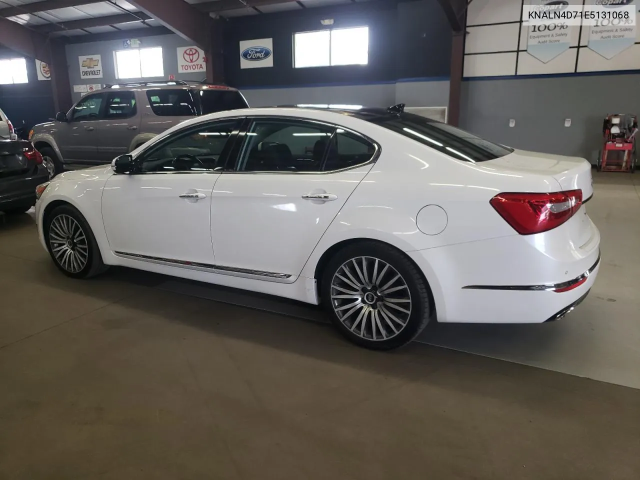 2014 Kia Cadenza Premium VIN: KNALN4D71E5131068 Lot: 72193884