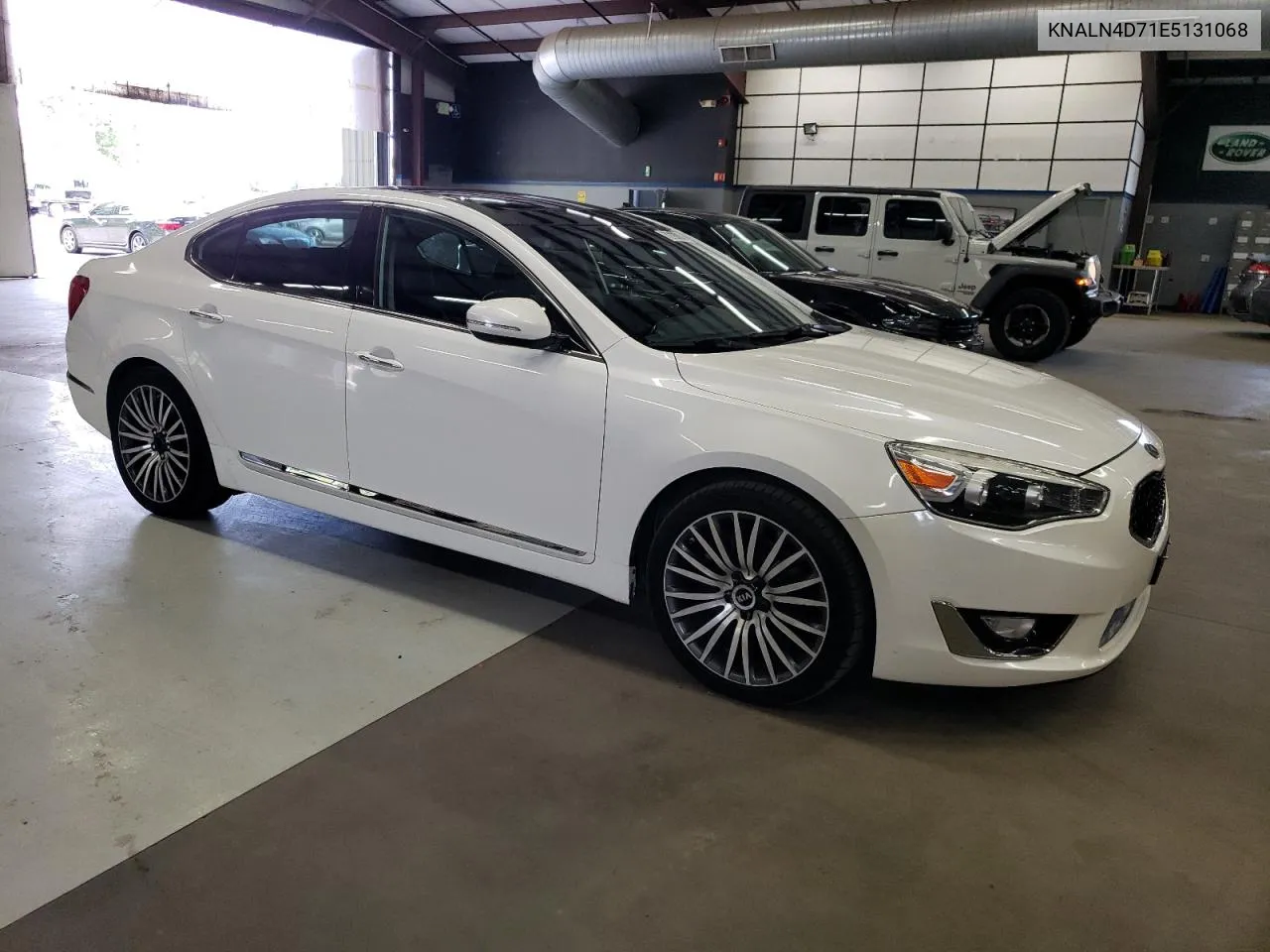 KNALN4D71E5131068 2014 Kia Cadenza Premium