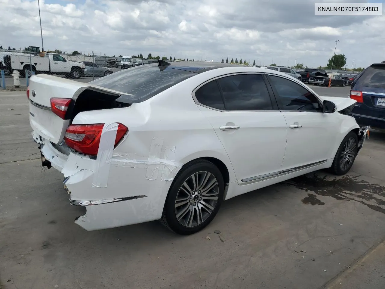 KNALN4D70F5174883 2015 Kia Cadenza Premium