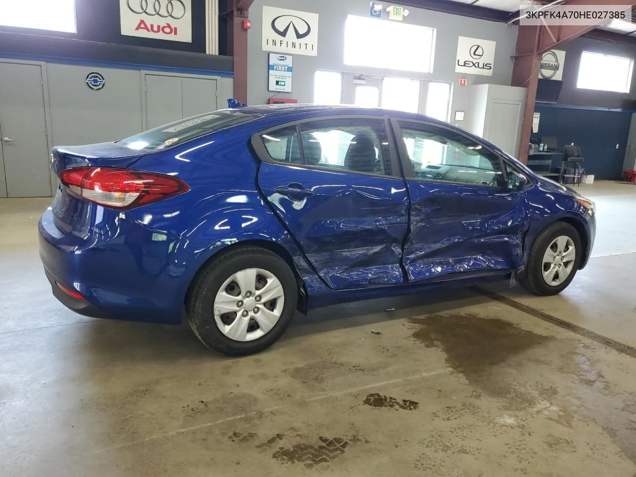 3KPFK4A70HE027385 2017 Kia Forte Lx