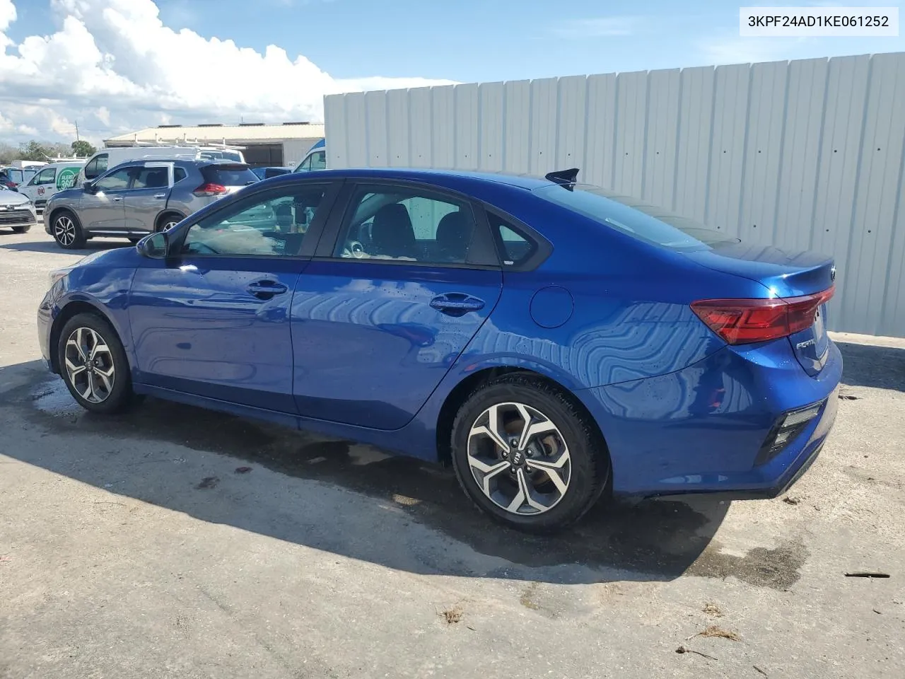 2019 Kia Forte Fe VIN: 3KPF24AD1KE061252 Lot: 72398354