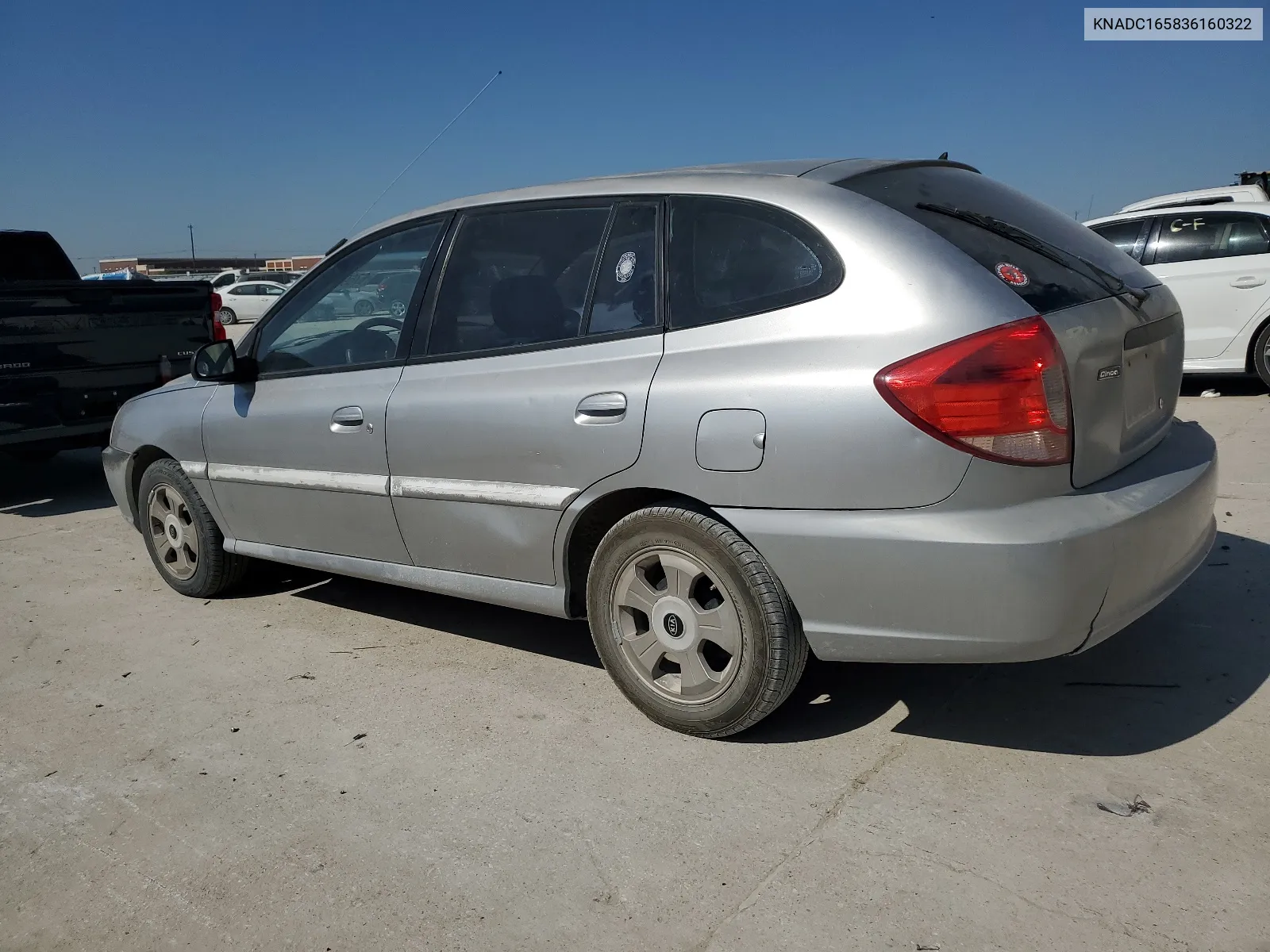 KNADC165836160322 2003 Kia Rio Cinco