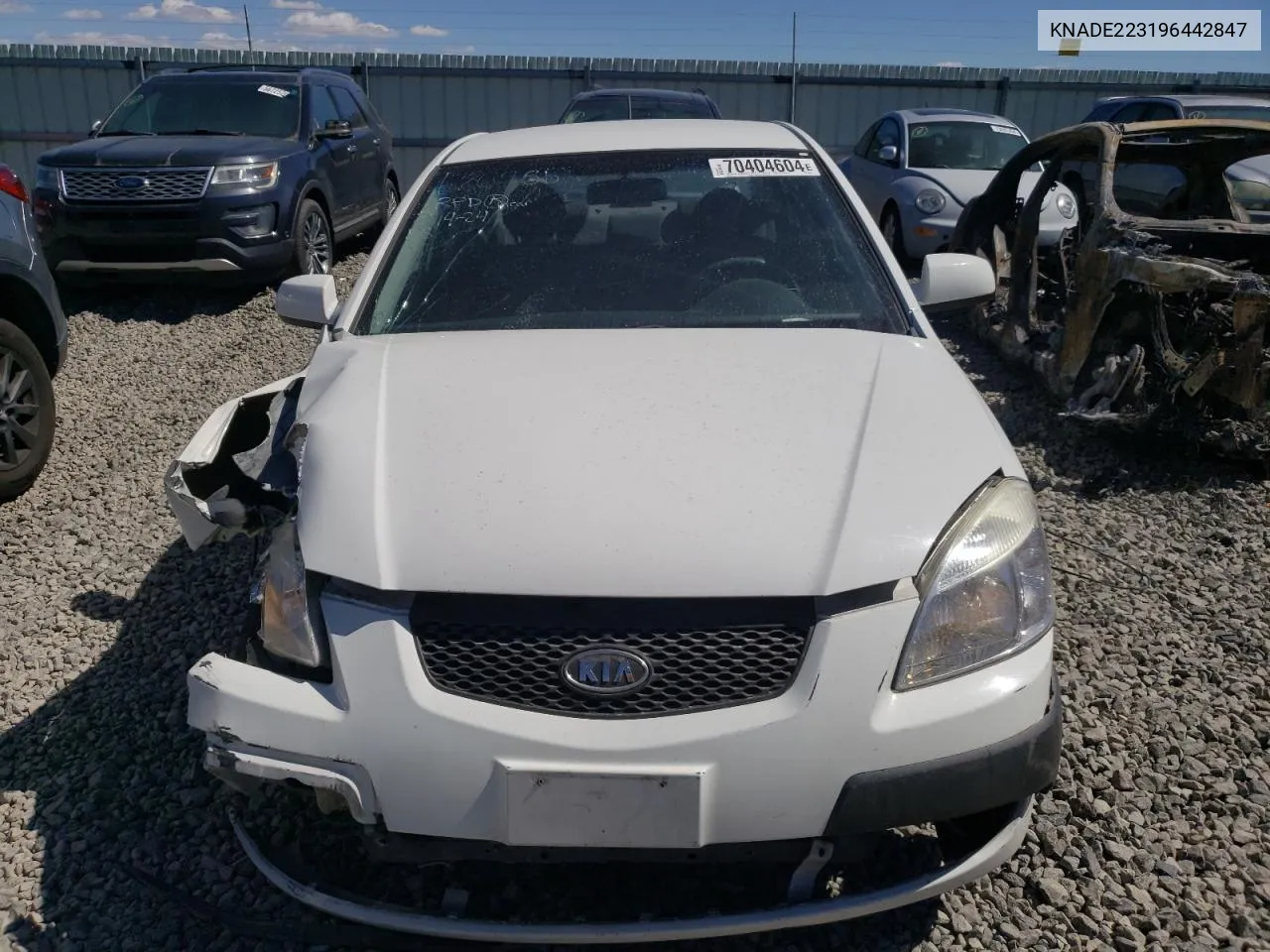 KNADE223196442847 2009 Kia Rio Base