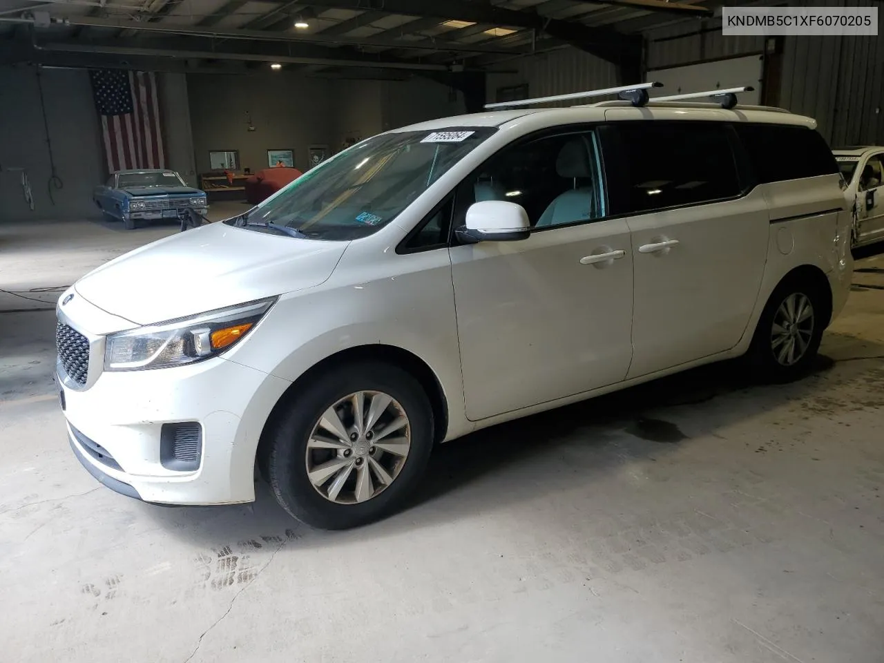 KNDMB5C1XF6070205 2015 Kia Sedona Lx