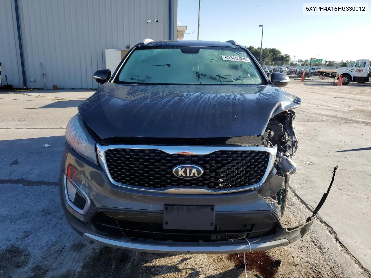 2017 Kia Sorento Ex VIN: 5XYPH4A16HG330012 Lot: 69368364