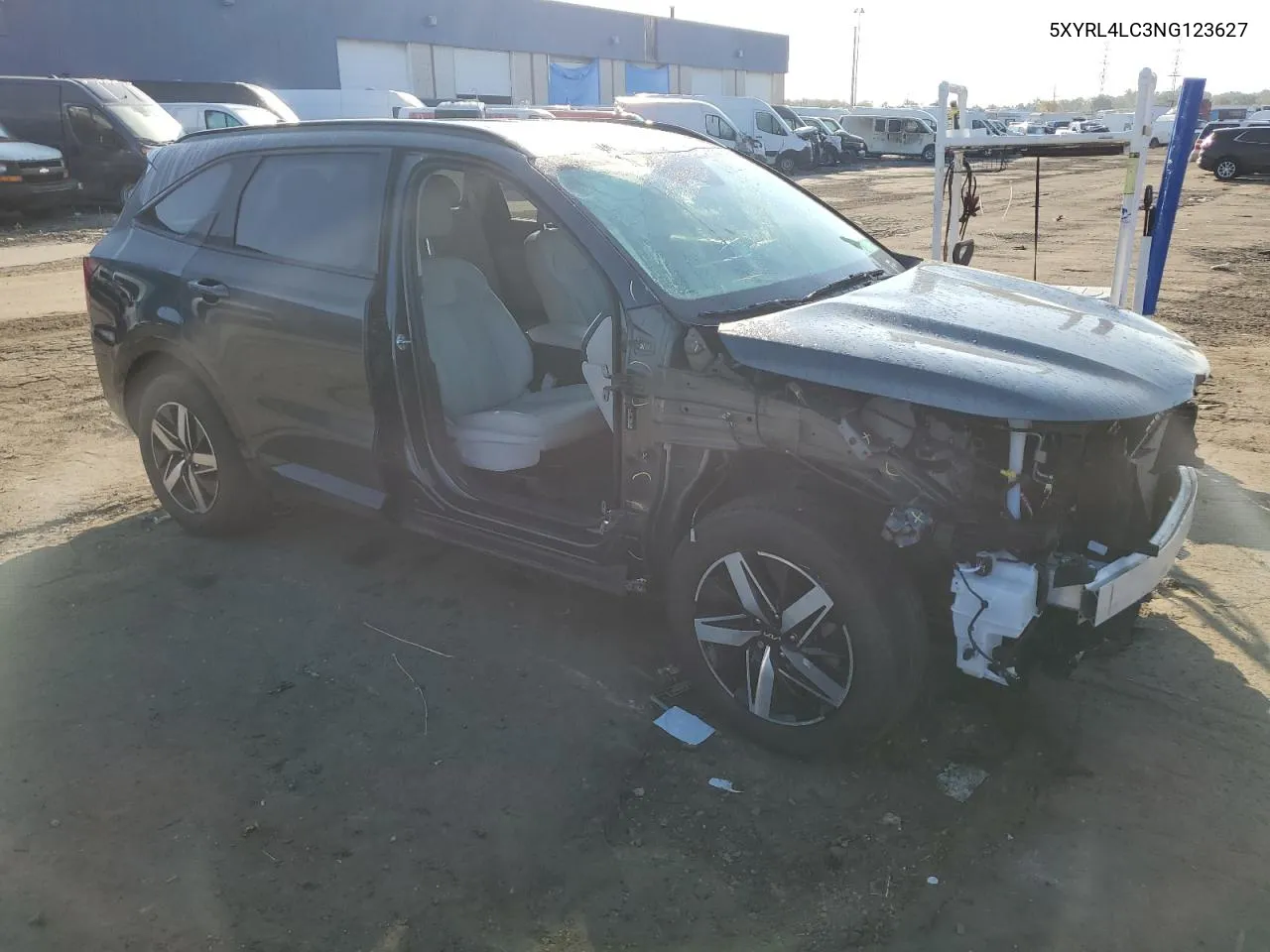 5XYRL4LC3NG123627 2022 Kia Sorento S