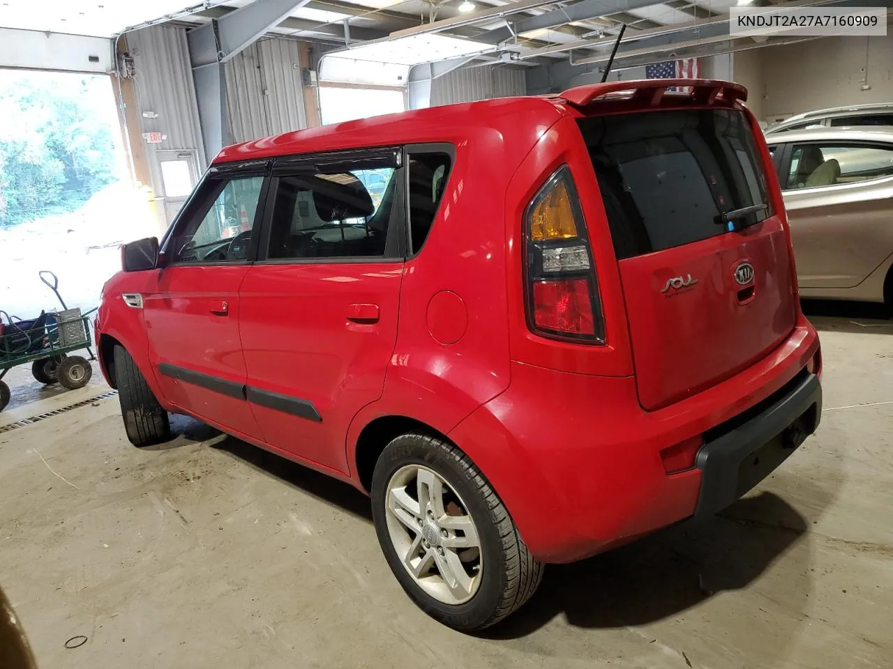 2010 Kia Soul + VIN: KNDJT2A27A7160909 Lot: 66939614