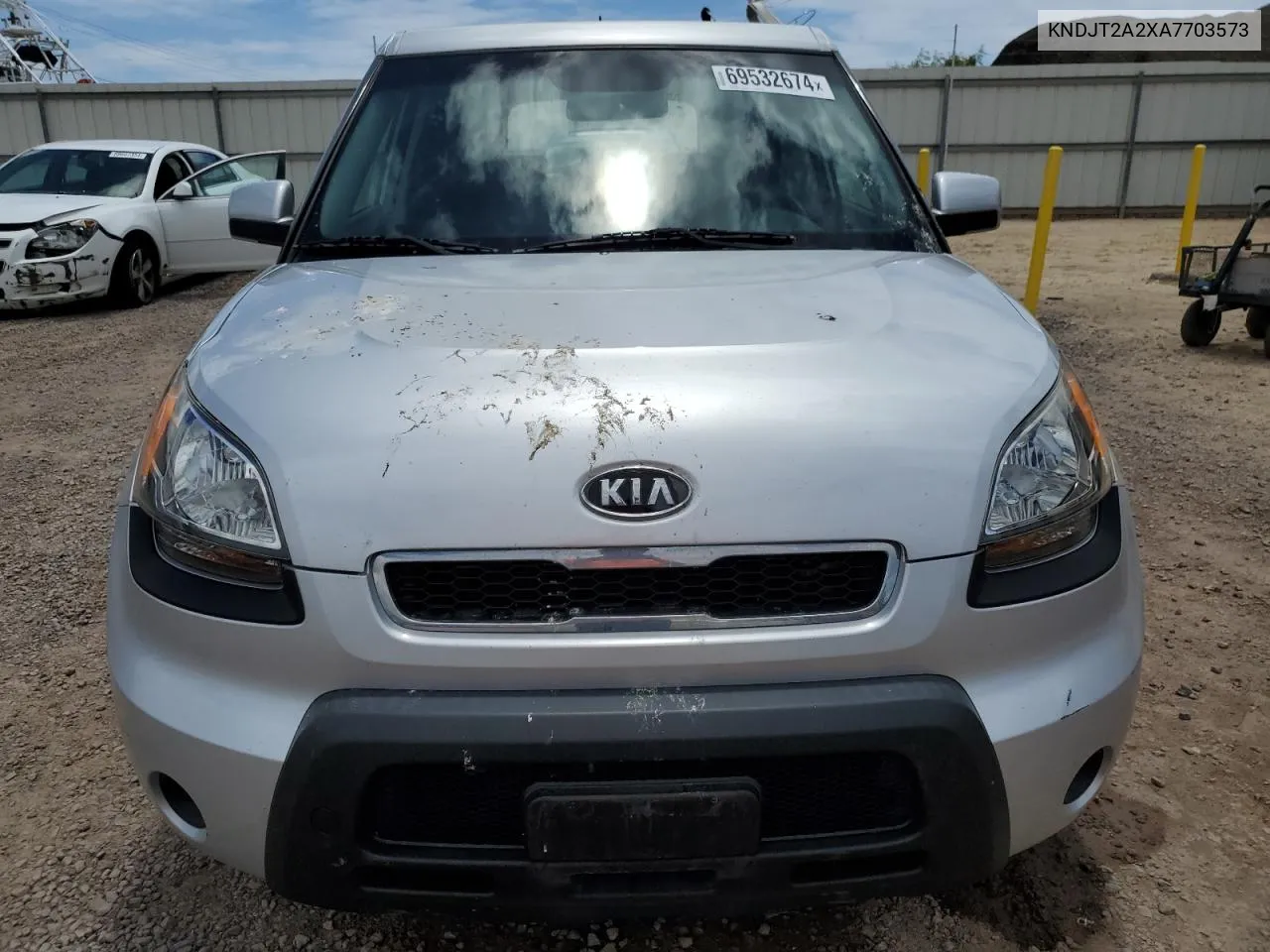 KNDJT2A2XA7703573 2010 Kia Soul +