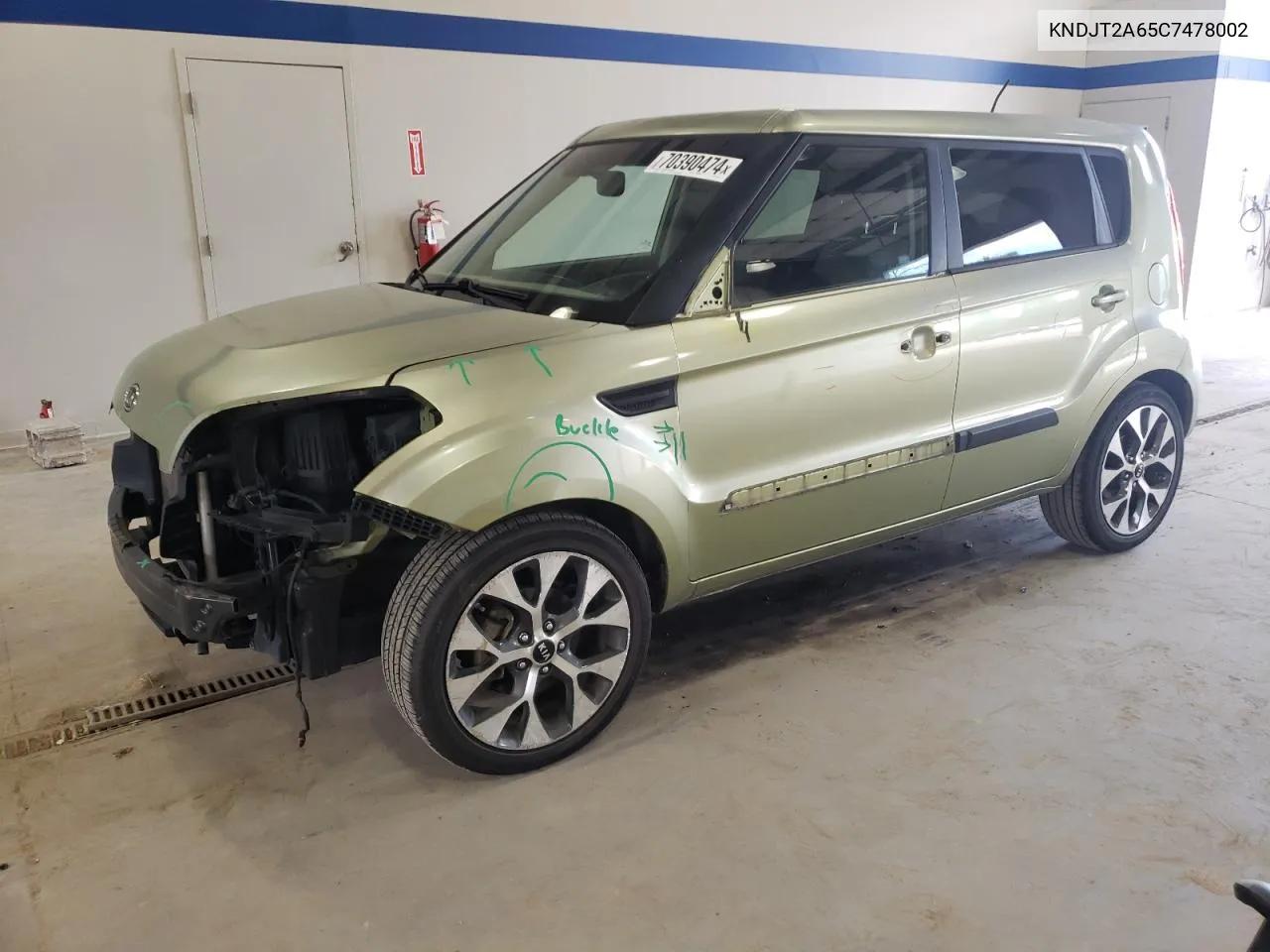 KNDJT2A65C7478002 2012 Kia Soul +