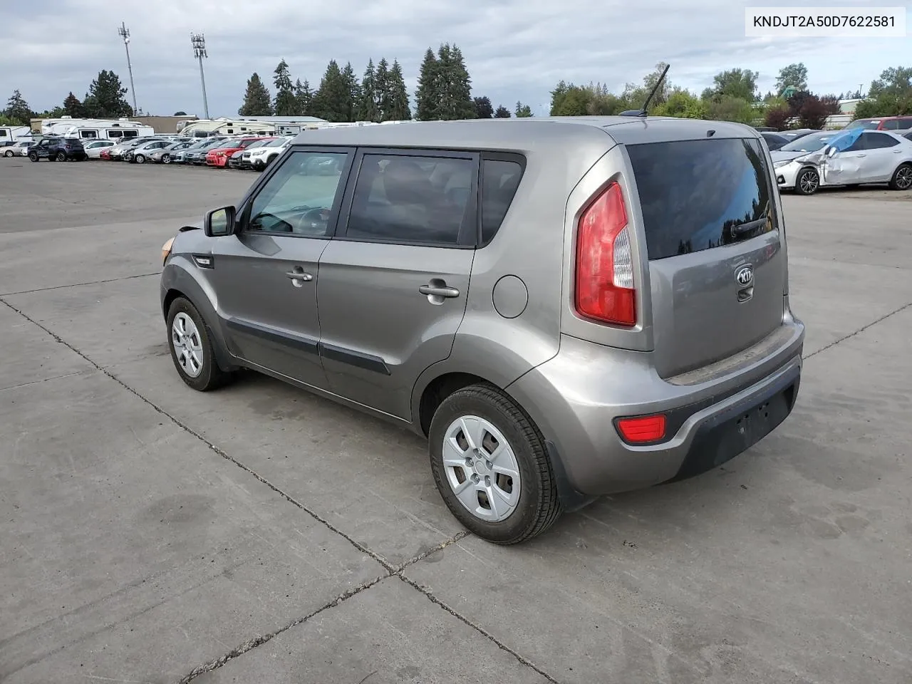 KNDJT2A50D7622581 2013 Kia Soul