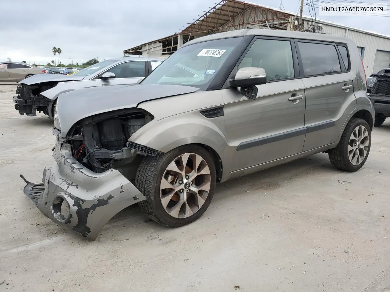 KNDJT2A66D7605079 2013 Kia Soul +